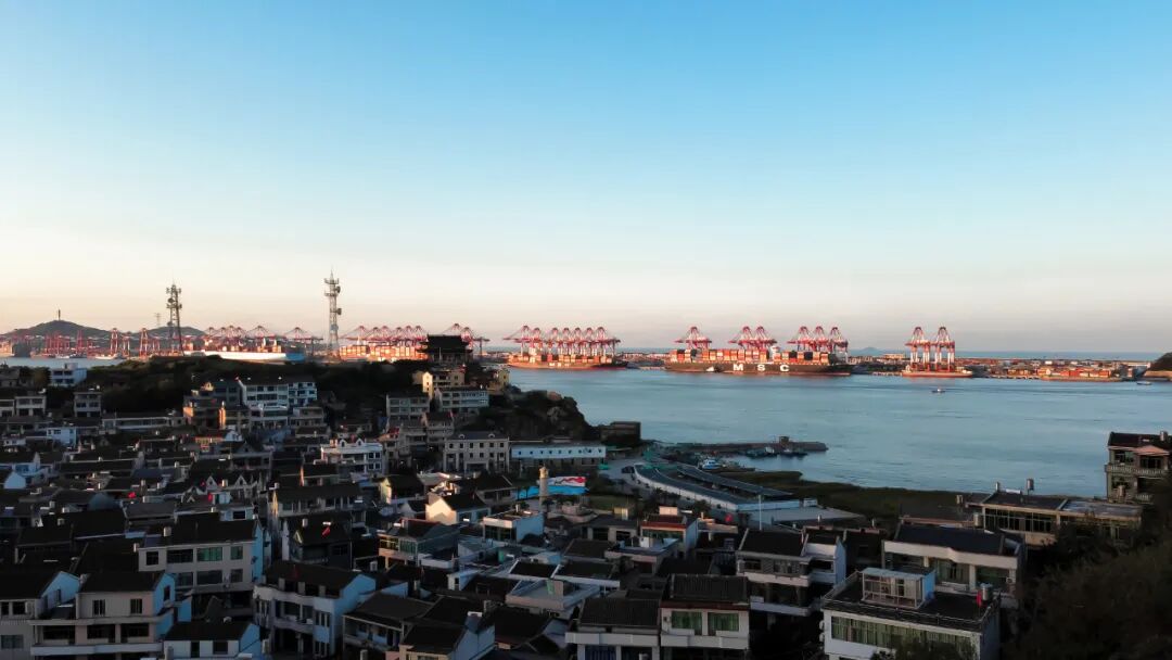 上港集团租赁洋山四期，年租金约7.8亿元